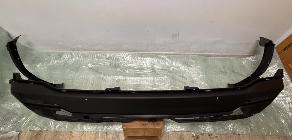 Бампер задний Kia Sorento