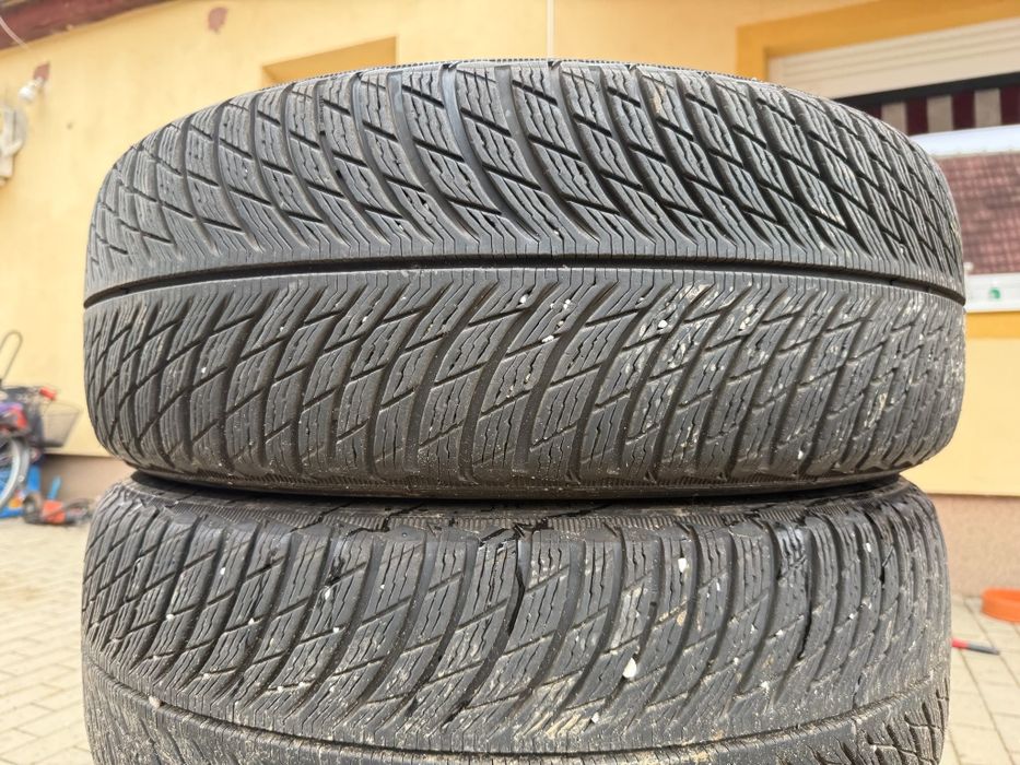 Anvelope 235 60 17 Michelin Alpin