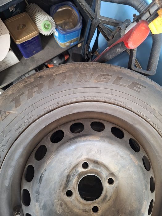 Продам диски с шинами