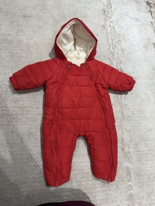 Продается комбинезон на девочку