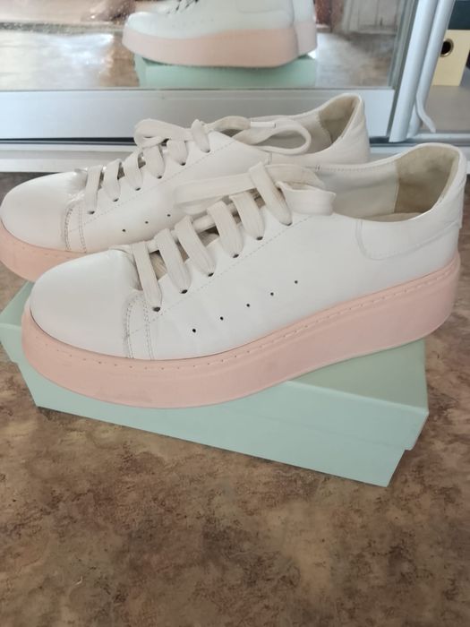 Женские кросовки 40р,10 тыс