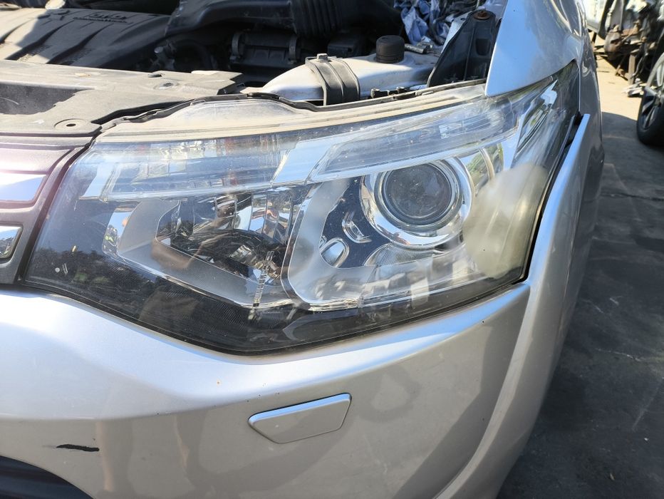 Фар за Mitsubishi Outlander 3 Xenon