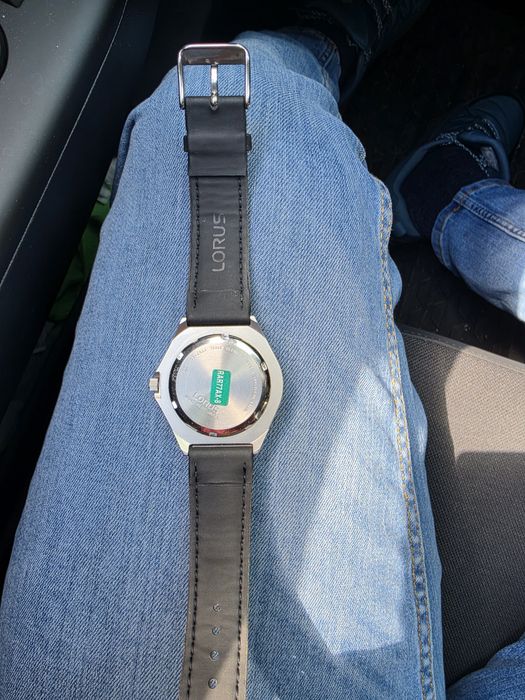 Ceas Lorus Kinetic