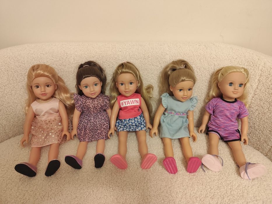 Păpușă Friends și Battat.