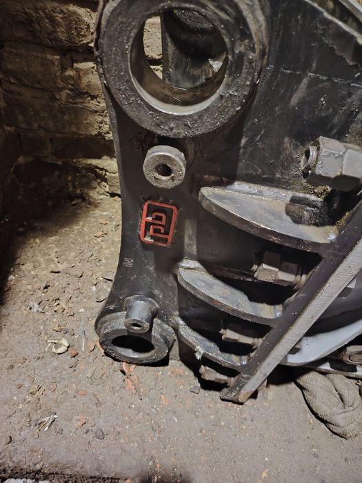 Продам гидромолот Pb180h