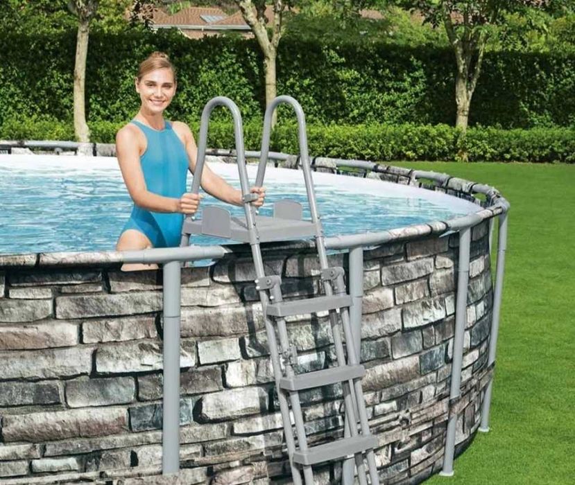 ЧИСТО НОВ басейн Bestway Power Steel 6.71×1.32 м