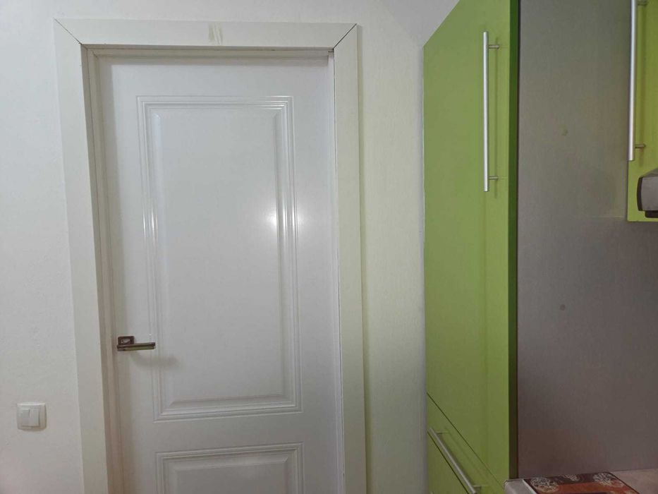 продам двухкомнатную квартиру