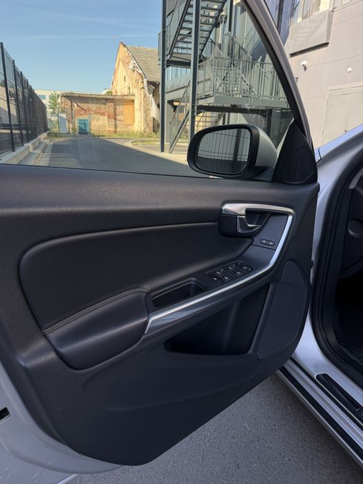 Volvo S60 D4 190cp Automat