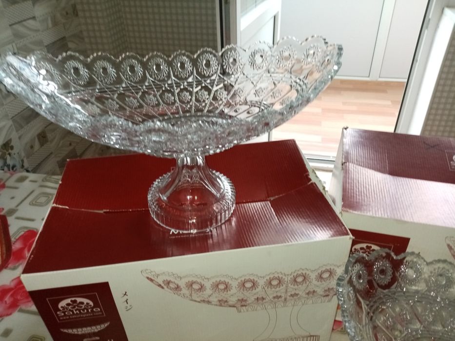 Продам вазу для фруктов.