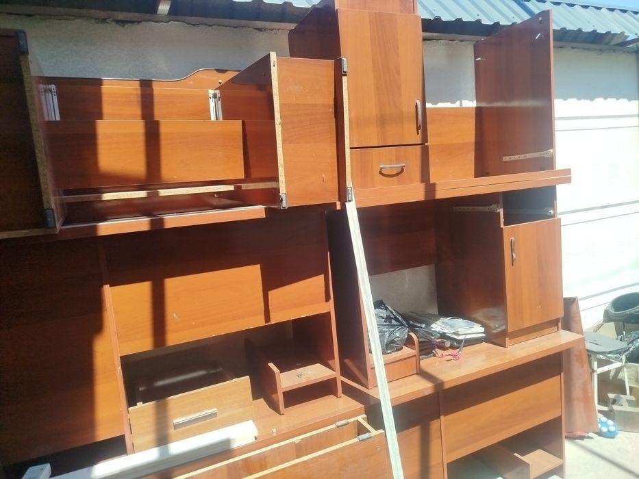 Продам компьютерные , письменные столы