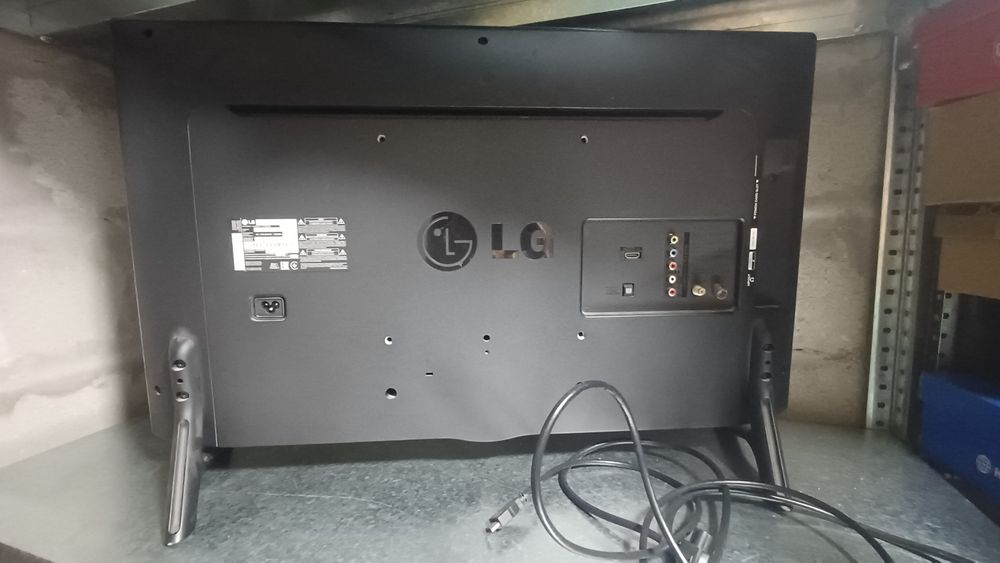Телевизор LG б/у