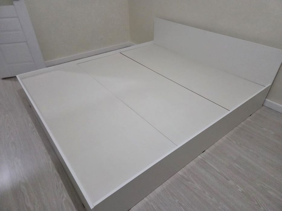 Продам б/у кровать