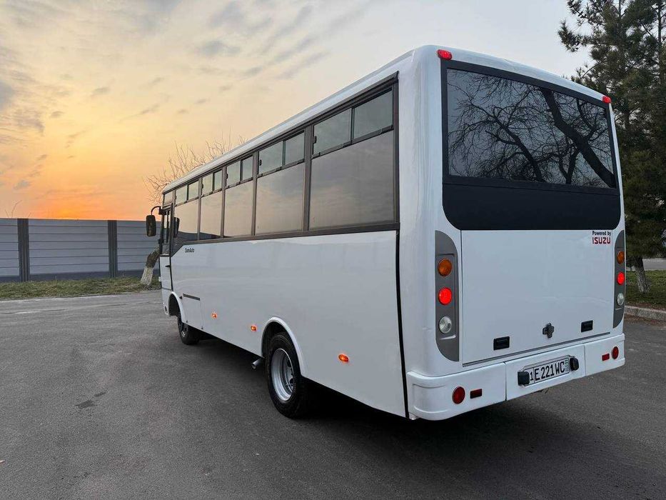 ISUZU SAZ HC40 автобус.