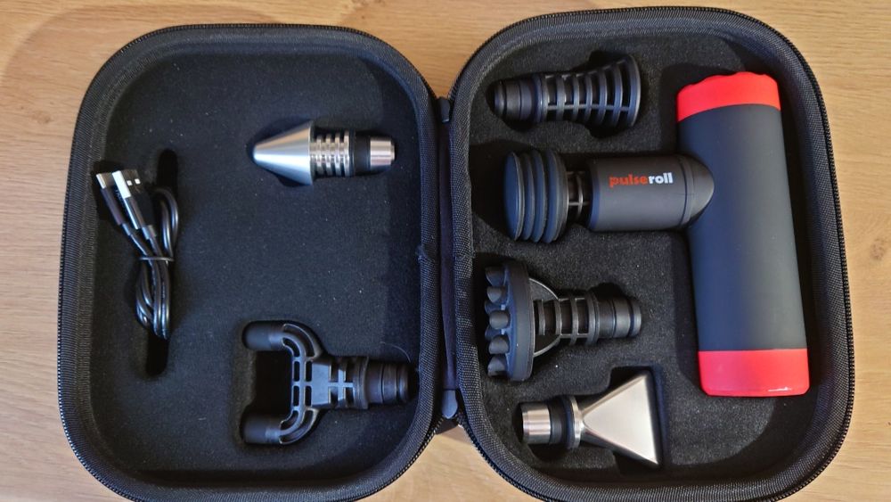 Pistol de masaj Pulseroll. Full box.
LITE Mini Massage Gun - Black.