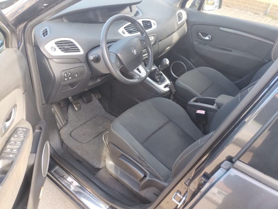 Renault grand scenic xmod