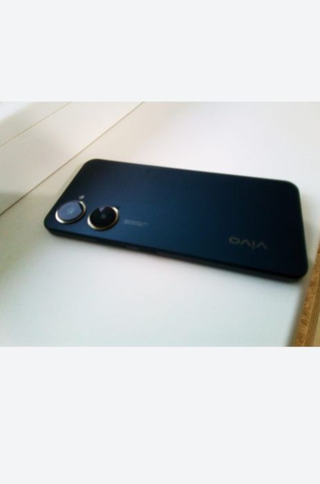 Смартфон Vivo Y03