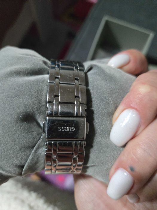 Дамски часовник Guess