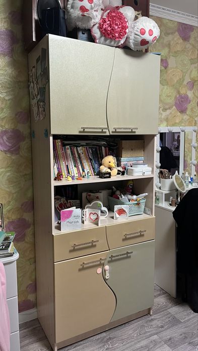 Шкаф под одежду или под книги