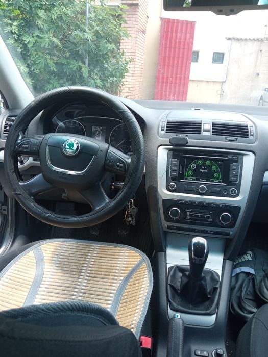 Vând Skoda Octavia 2  1,6 diesel an 2012