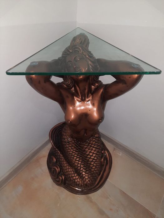 Masuta ornamentali din vetroresina