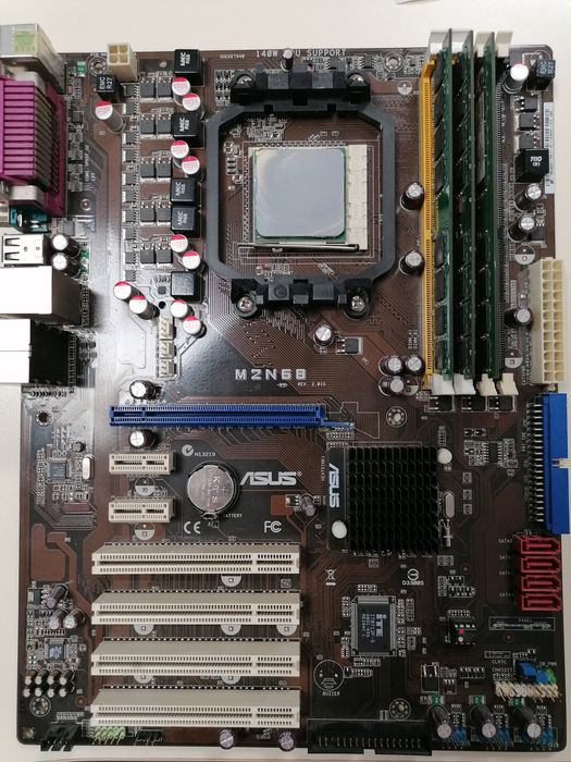 Placa de baza AM2, ASUS - M2N68