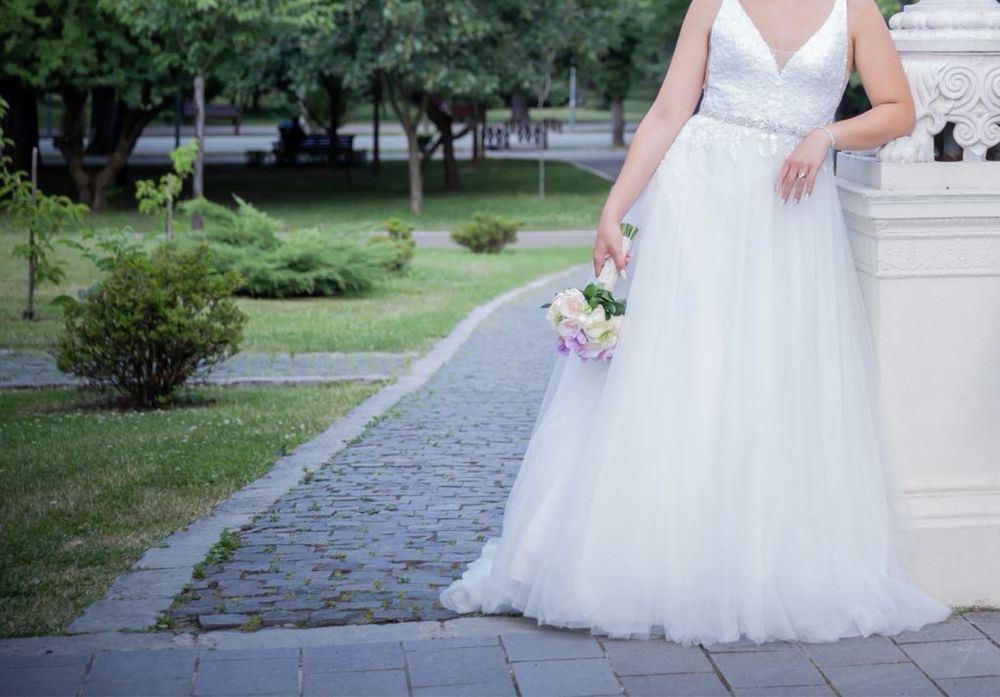 Vând rochie de mireasă A-line