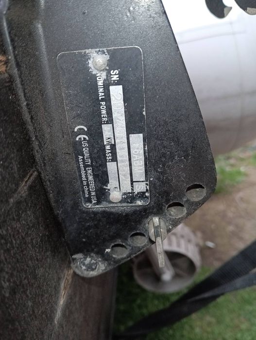 Риболовна лодка в комплект с колесар и сонар