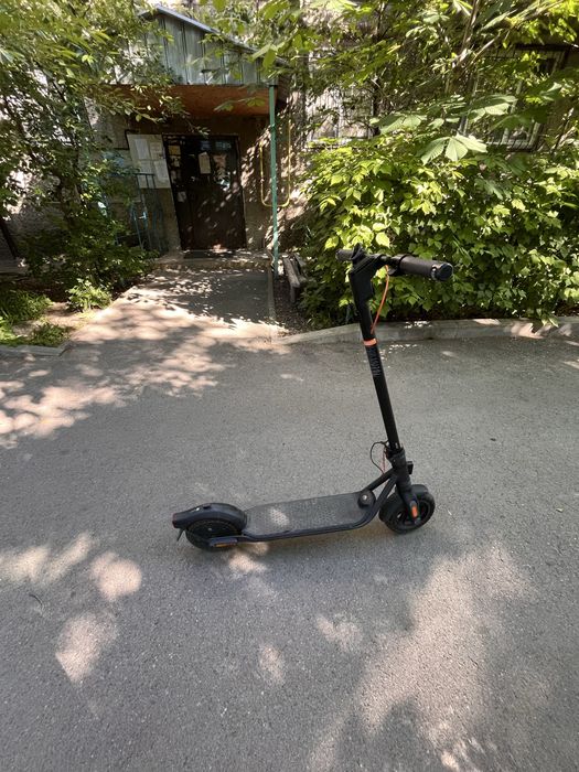 Срочно Электросамокат Ninebot F2 PRO