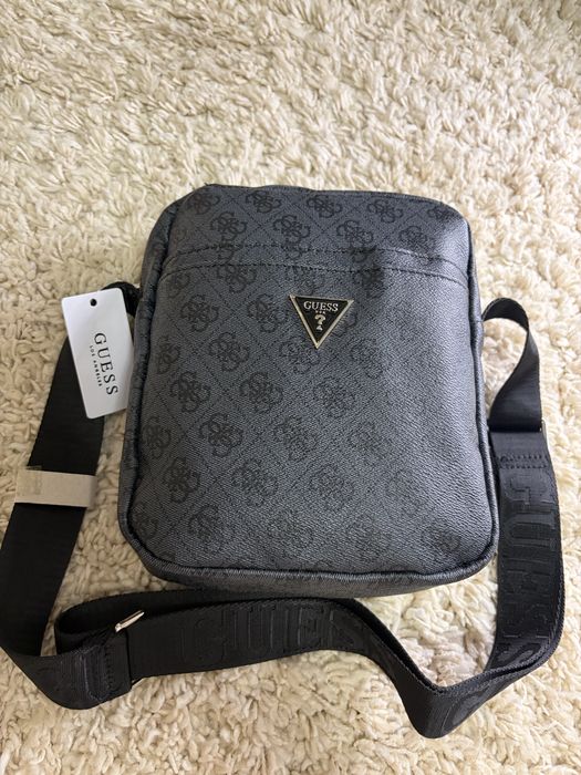 Geanta barbati Guess