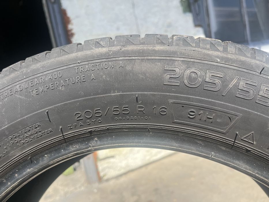 2 бр. летни гуми 205/55/16 Michelin 6 mm DOT 0815