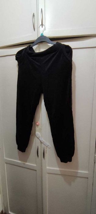 Юбка, блузка, штаны, халат, футболка женские 52-54 размер