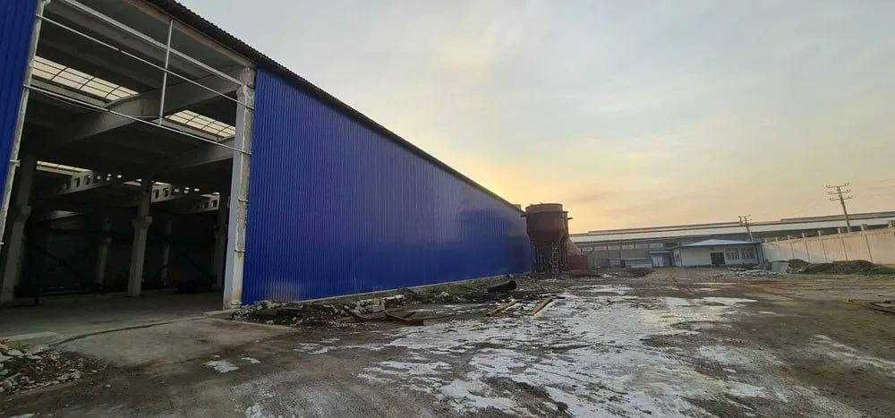 Продаётся 1,6 га производственная база.
