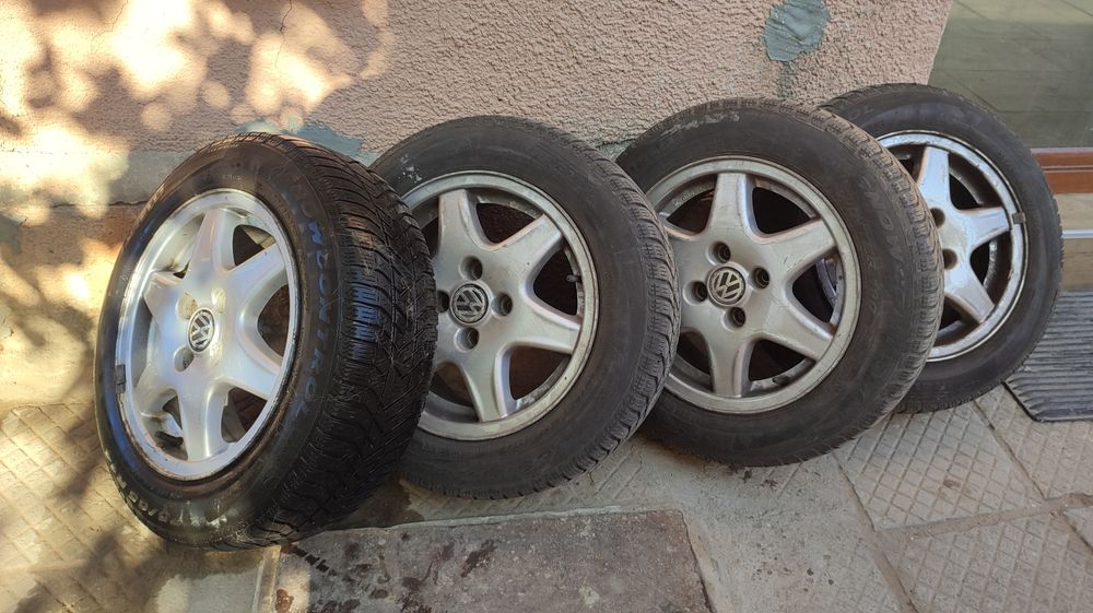 Алуминиеви джанти с гуми, 4 броя