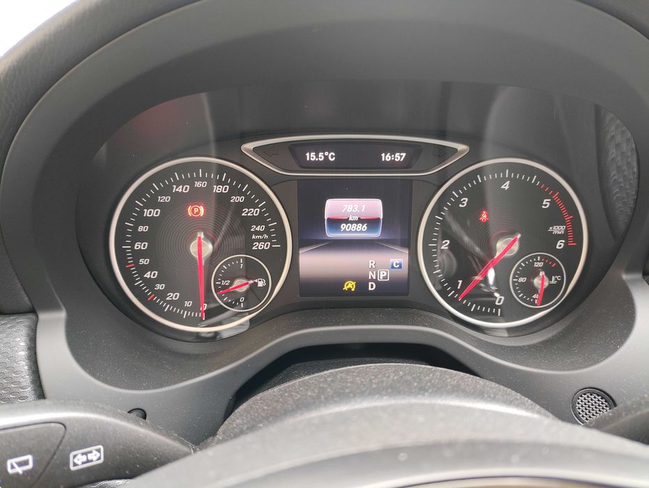 Mercedes A180d 2016
