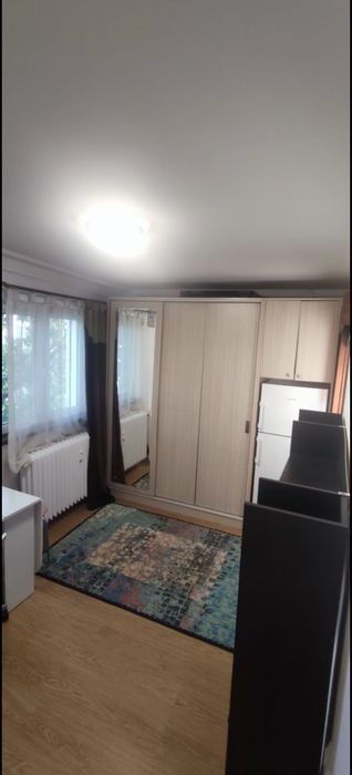Garsoniera de închiriat în apropiere de bulevardul Unirii