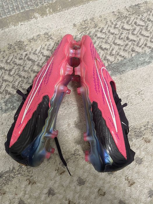 Бутсы Nike Phantom 41 размер.