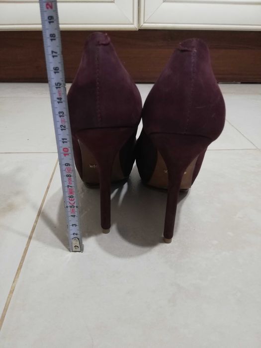 Официални обувки SCHUTZ естествен набук