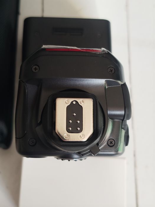 Новая вспышка Pixel  X650 Canon
