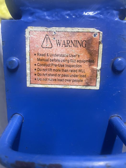 Продам домкрат реечный 3 т