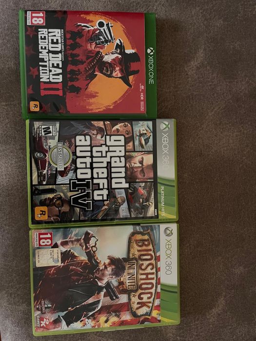 Xbox seria x +2 manete + 3 jocuri 1tb ca nou