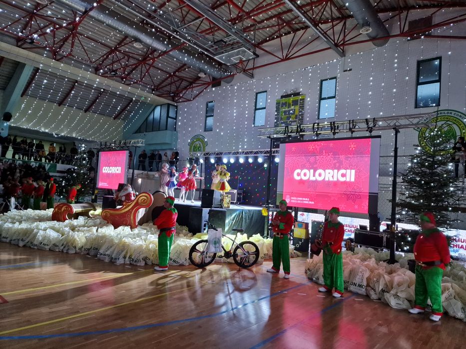 Scena completa pentru concerte, nunta, botez, zile comuna, conferinte