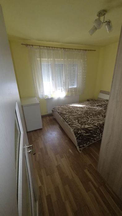 Vand apartament micro 16