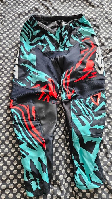 costume enduro Fox 180 si Leatt