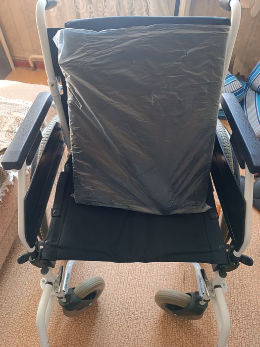 Инвалидная коляска