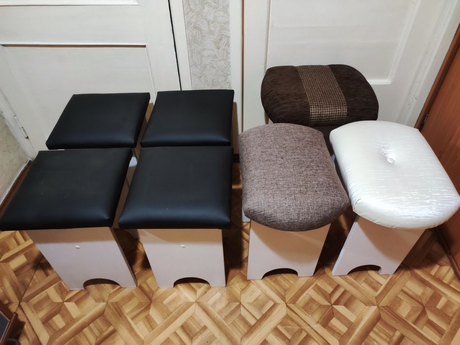 Наборы больших  табуреток