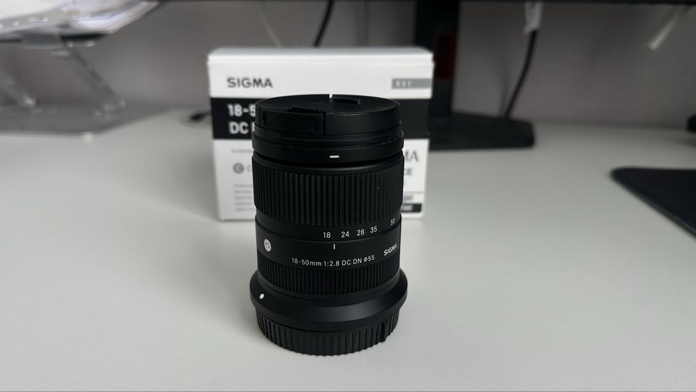 Продам sigma 18-50 mm 2.8 для Canon RF
