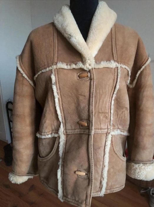 Кожухче от агнешка кожа бежово  S