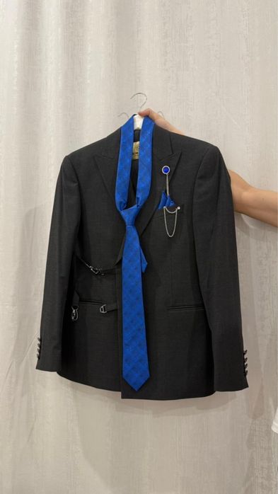 Классический костюм