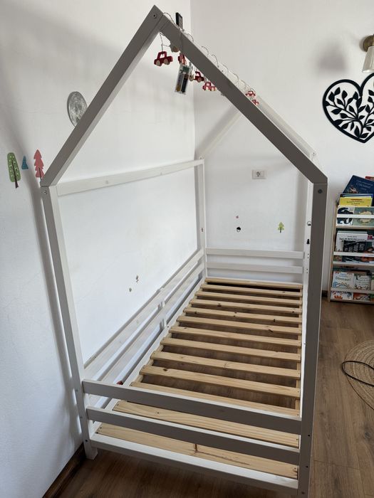 Vand pat căsuță montessori