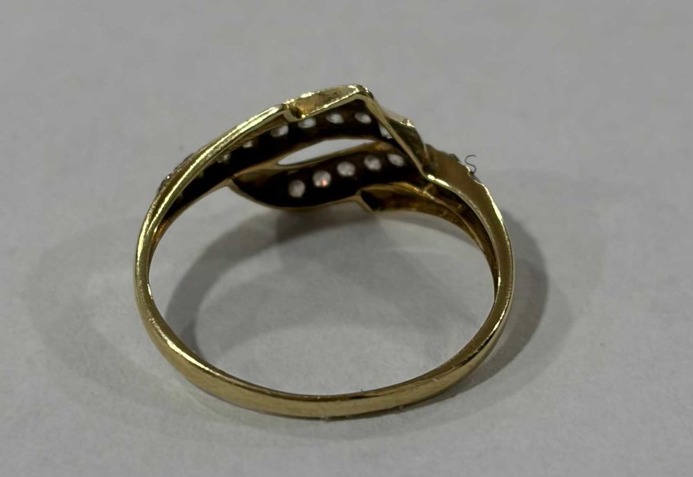 Златен пръстен 14 карата 1.98гр проба 585